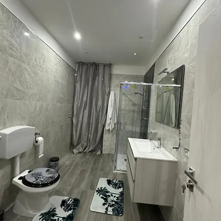 Mageva Luxury בית הארחה